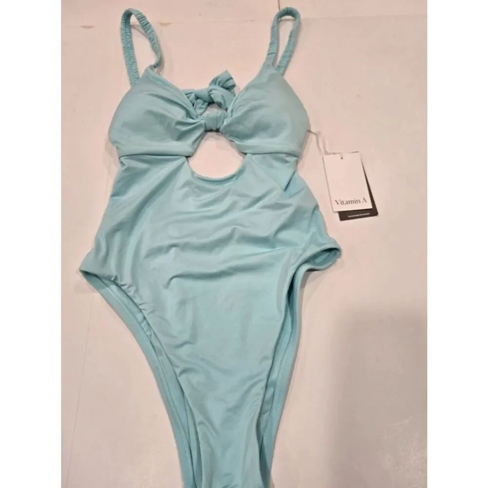 NWT Vitamin A Women's Knot Front Keyhole Full Coverage One Piece Swimsuit $98